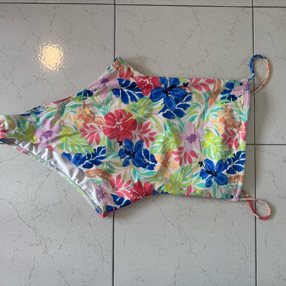 O'Neill Women’s Bella Swim Floral One Piece - Picture 5 of 7